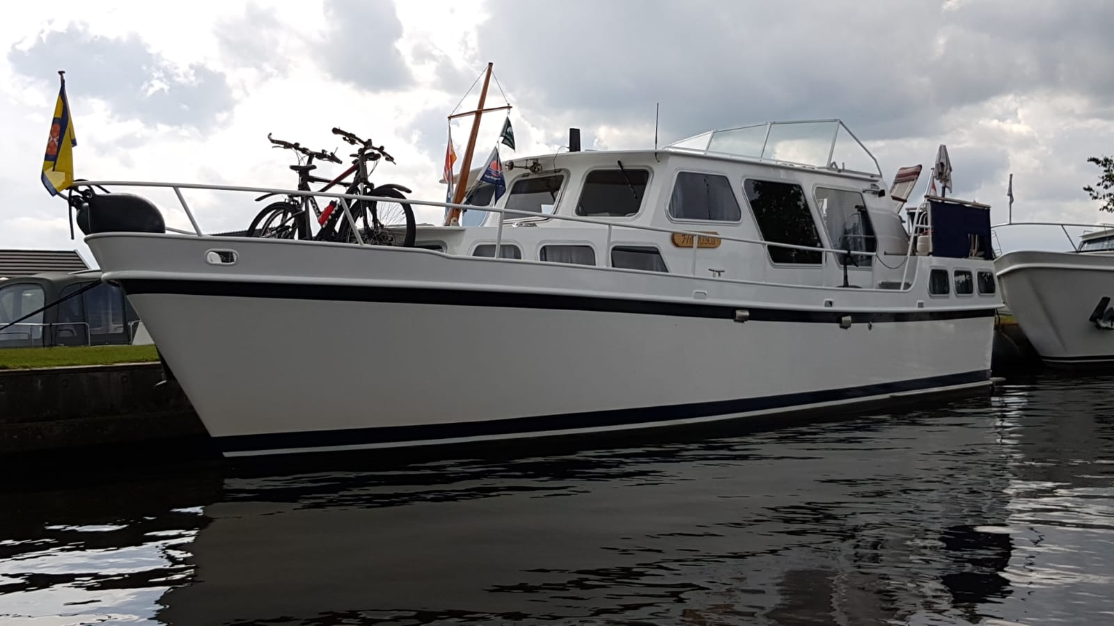 Te koop SUPER LAUWERSMEER KRUISER | Botenscout Online